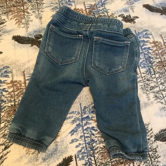🌸2/$10 SALE🌸Baby GAP Jeans - 3-6 Months - Picture 4 of 4